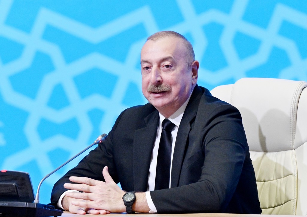 Депутат оценил шаги Азербайджана по укреплению связей с Россией